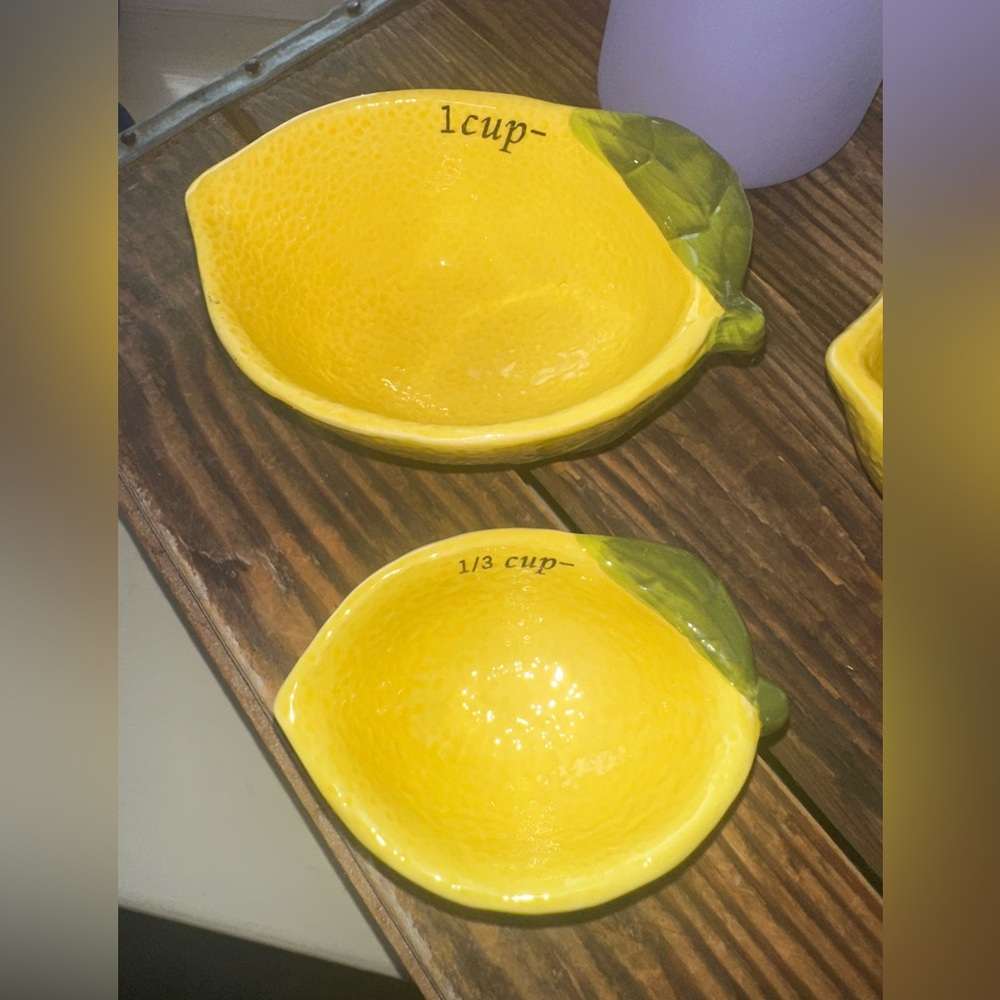 Lemon-Shaped Measuring Cups Set - Picture 2 of 4